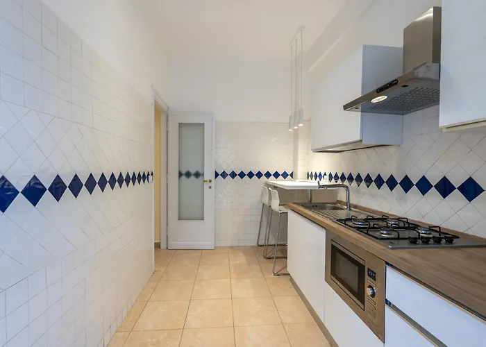The Living Garden Apartment *
